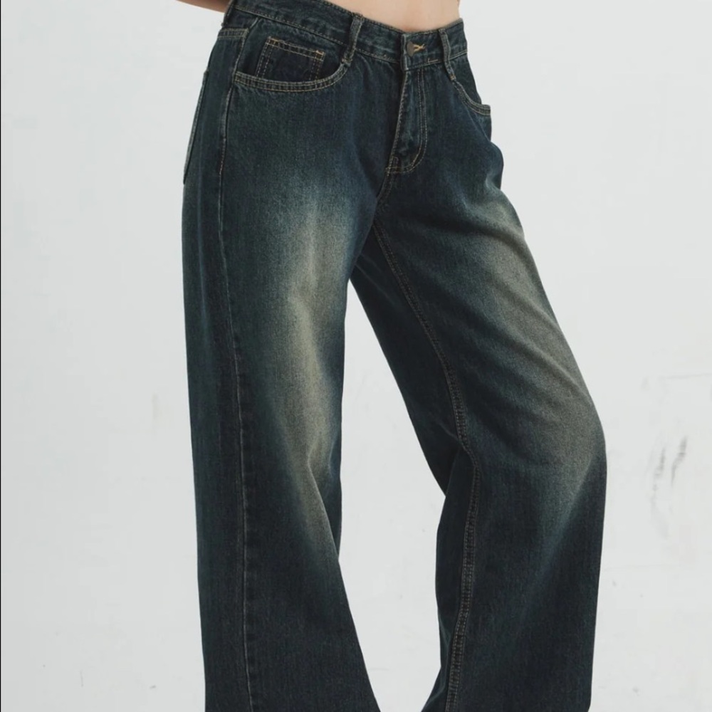 oversized jeans